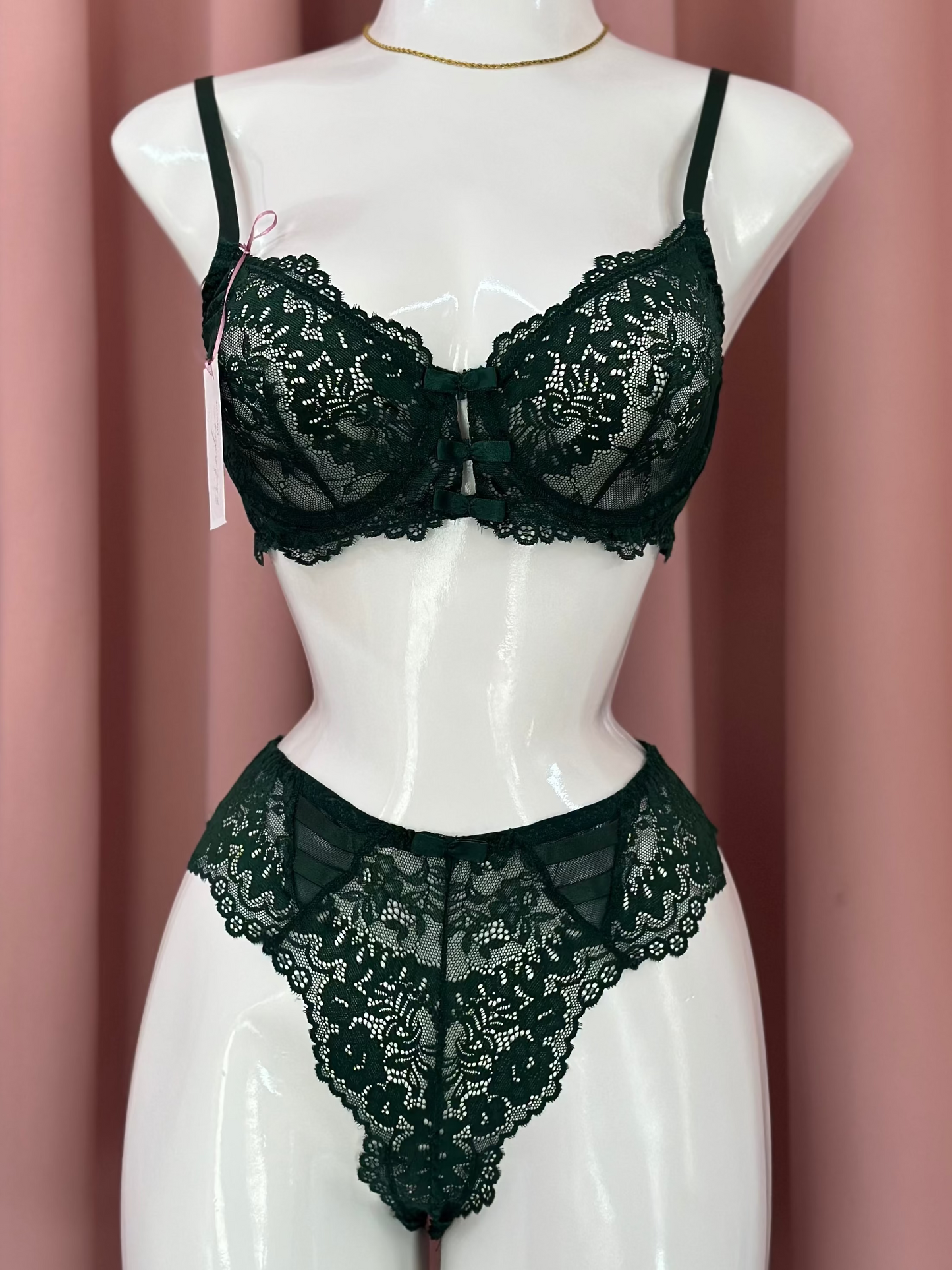 Set Olivia